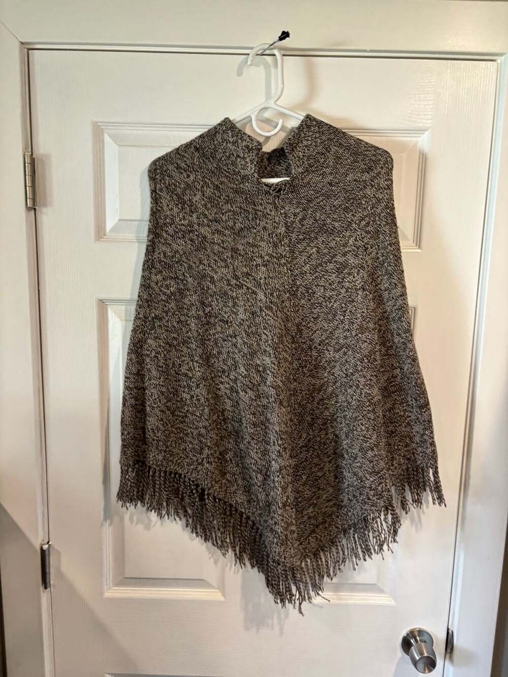 Tickled Pink Women's Knit/Crochet Poncho Collection, Courtney Gray, One Size : :